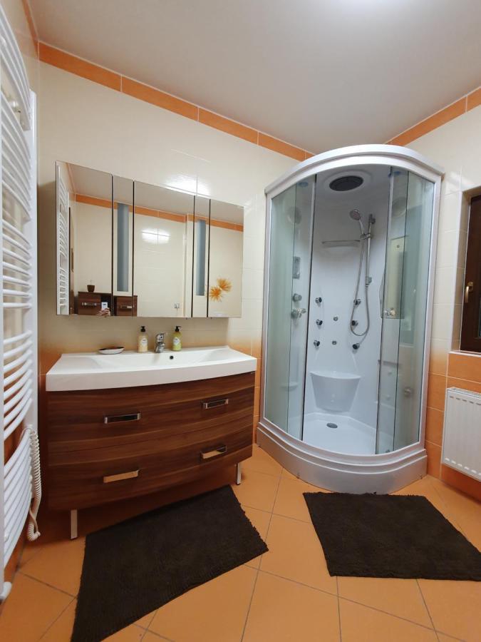 Domek Cisarsky Villa Sluknov Luaran gambar