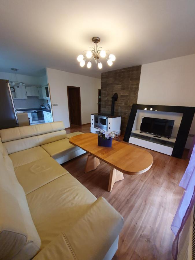 Domek Cisarsky Villa Sluknov Luaran gambar